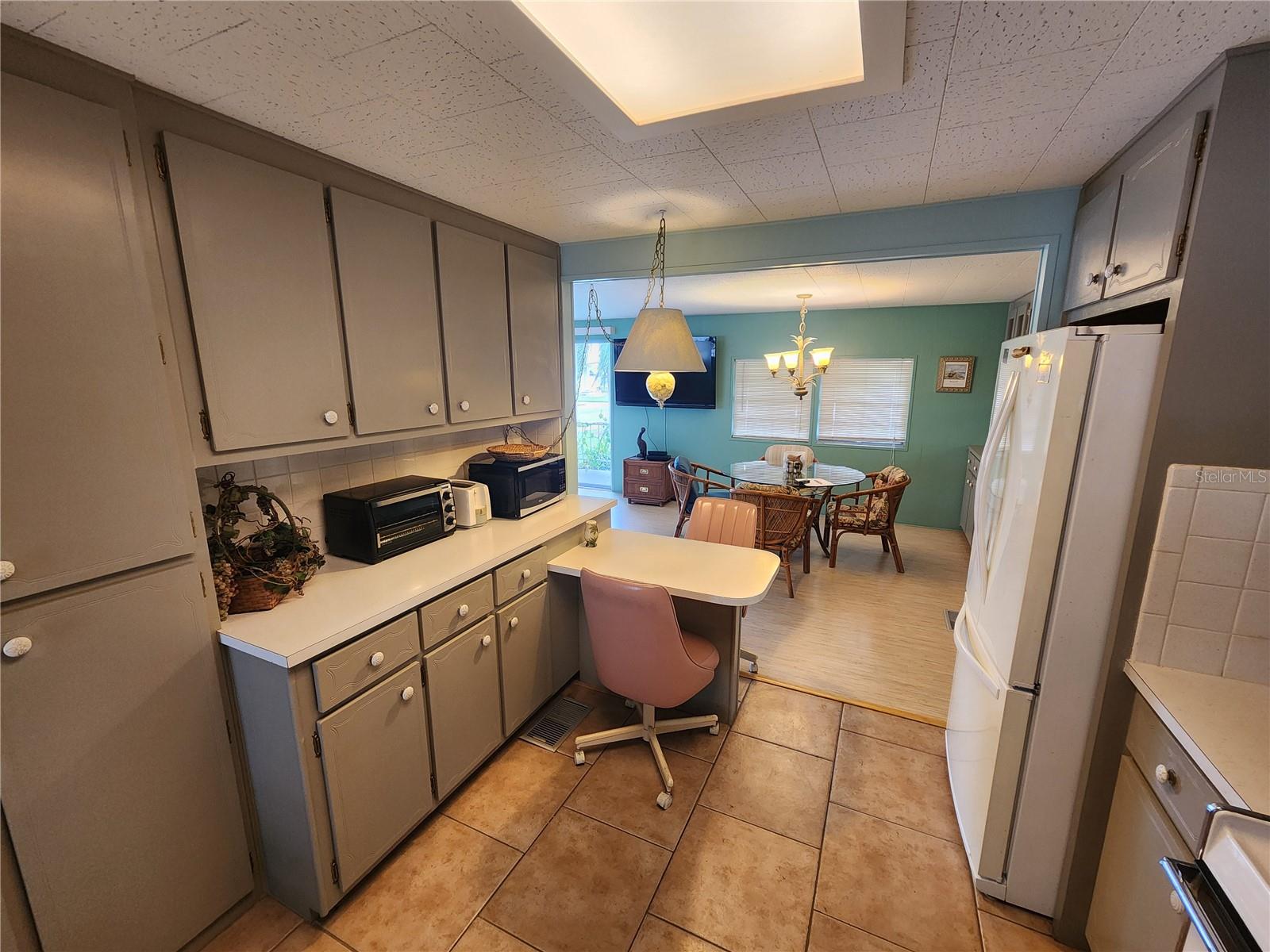 CHATEAU VILLAGE CO-OP - Residential