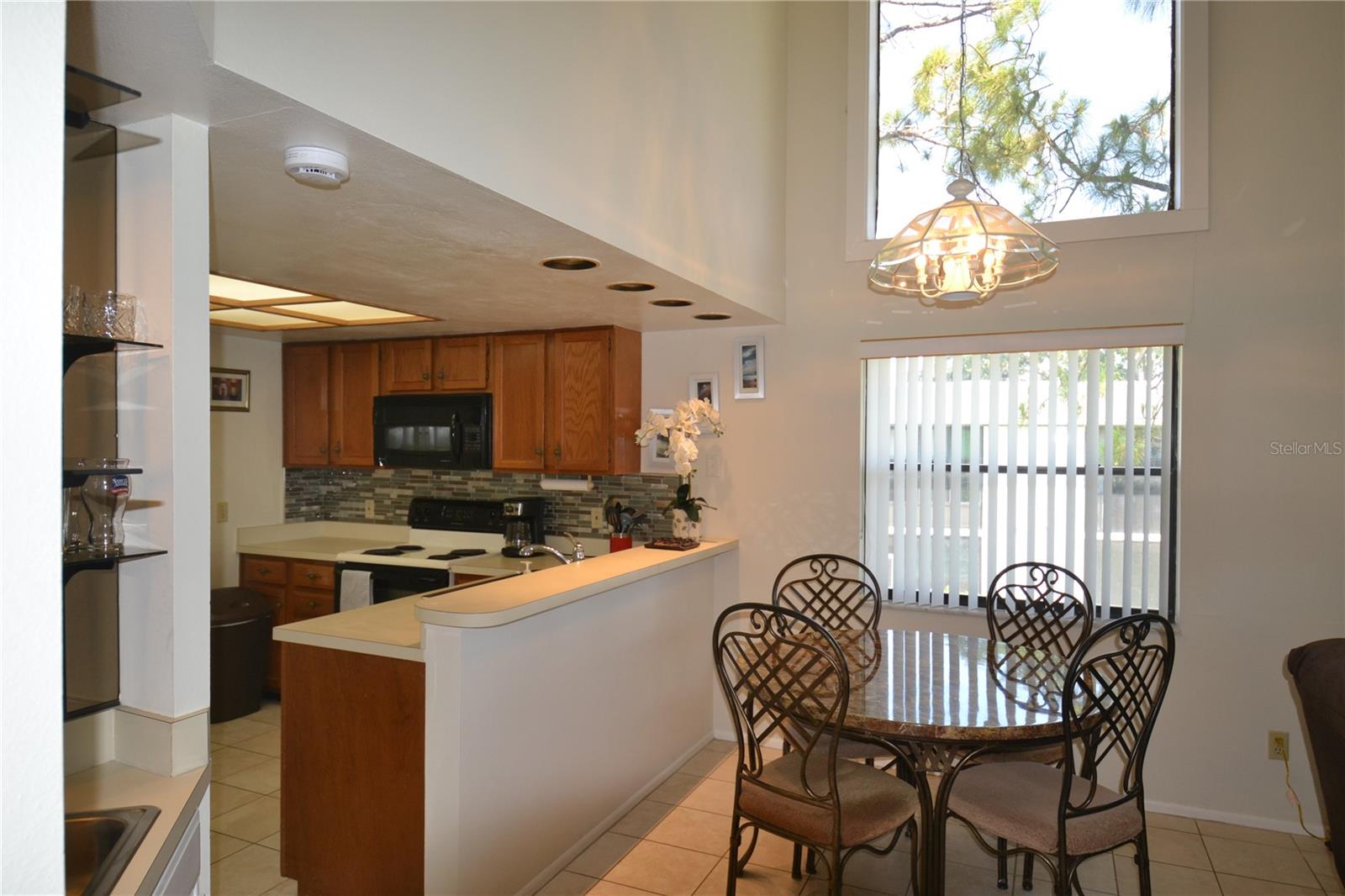 EAST LAKE WOODLANDS WOODLAKE RUN - Residential Lease