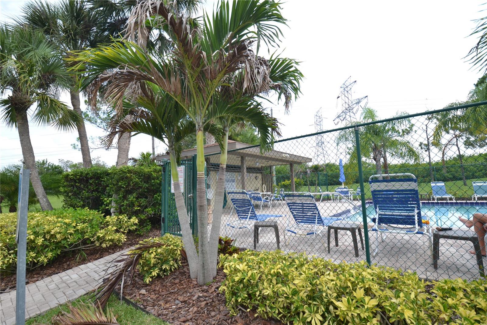 EAST LAKE WOODLANDS WOODLAKE RUN - Residential Lease