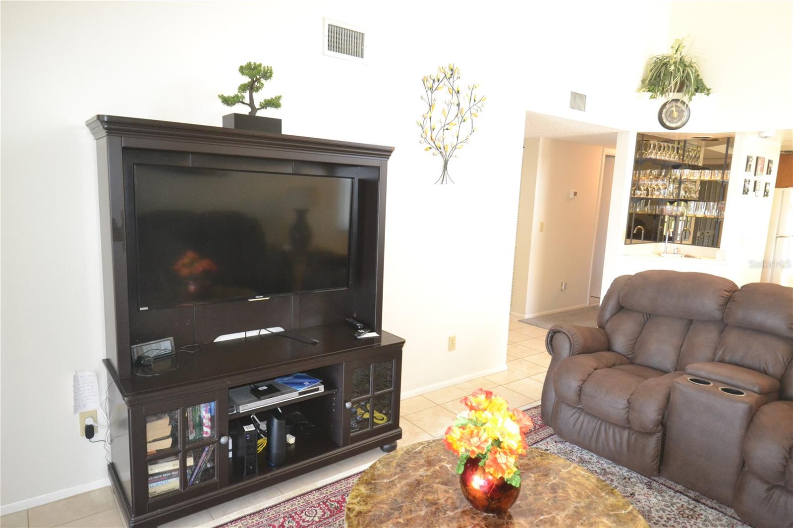 EAST LAKE WOODLANDS WOODLAKE RUN - Residential Lease