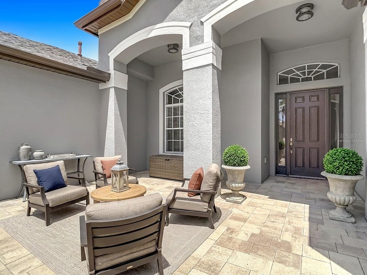 1439 BEACONSFIELD DRIVE