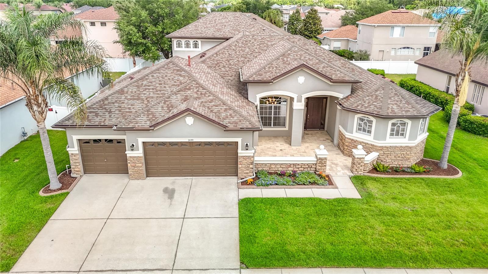 MEADOW POINTE - Residential