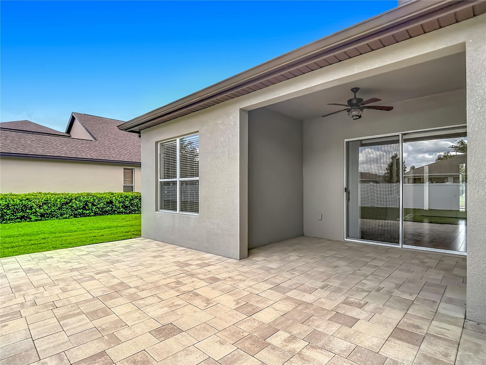 MEADOW POINTE - Residential