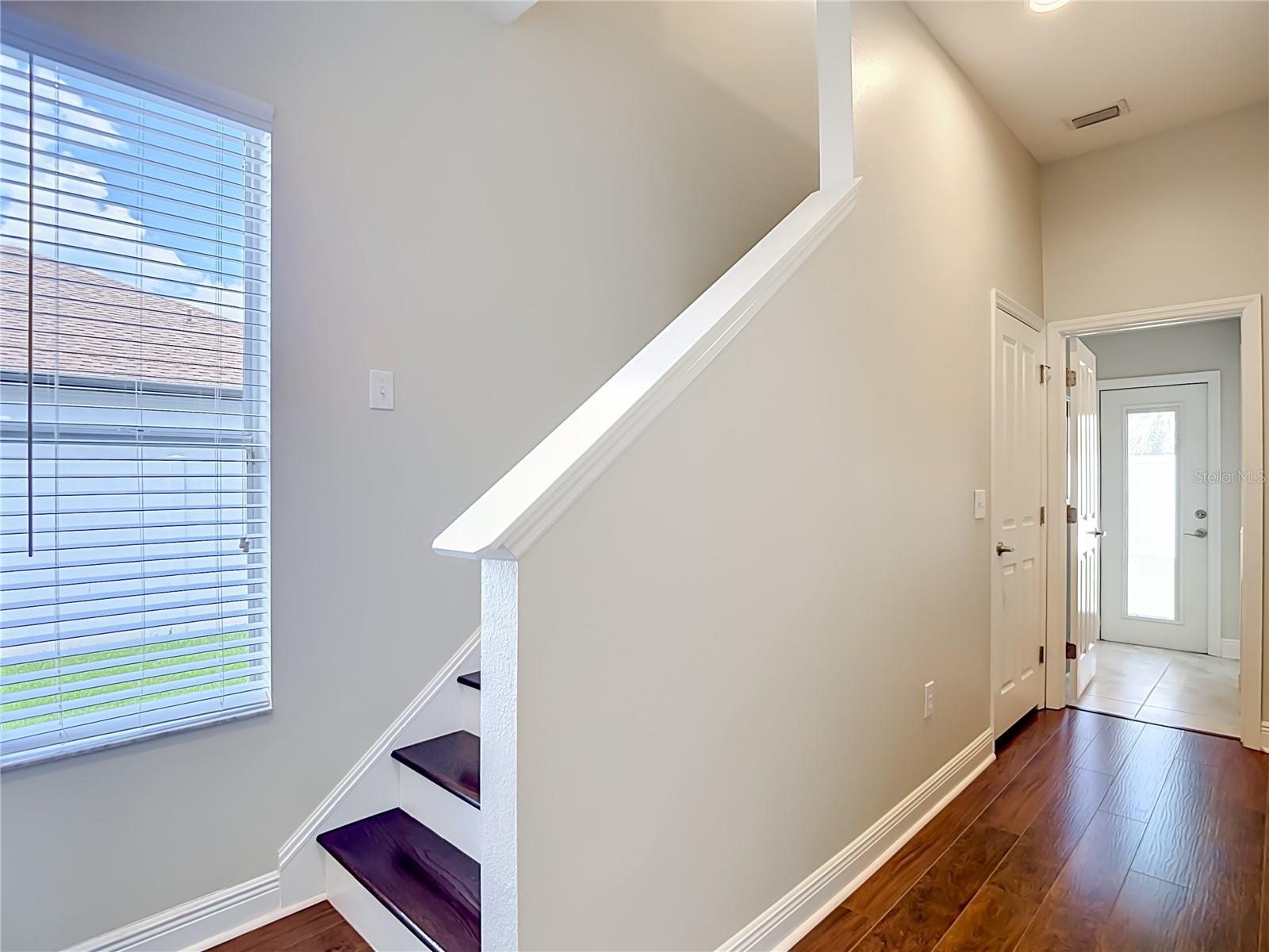 MEADOW POINTE - Residential
