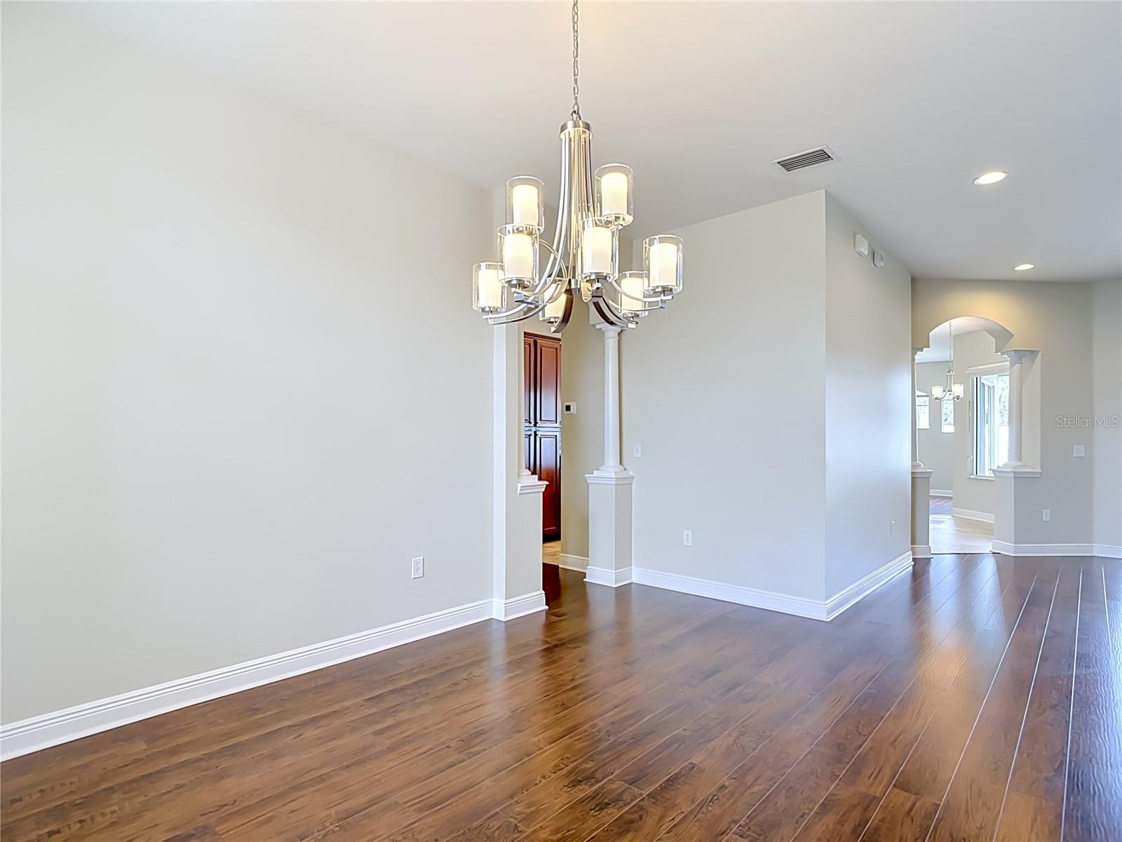 MEADOW POINTE - Residential