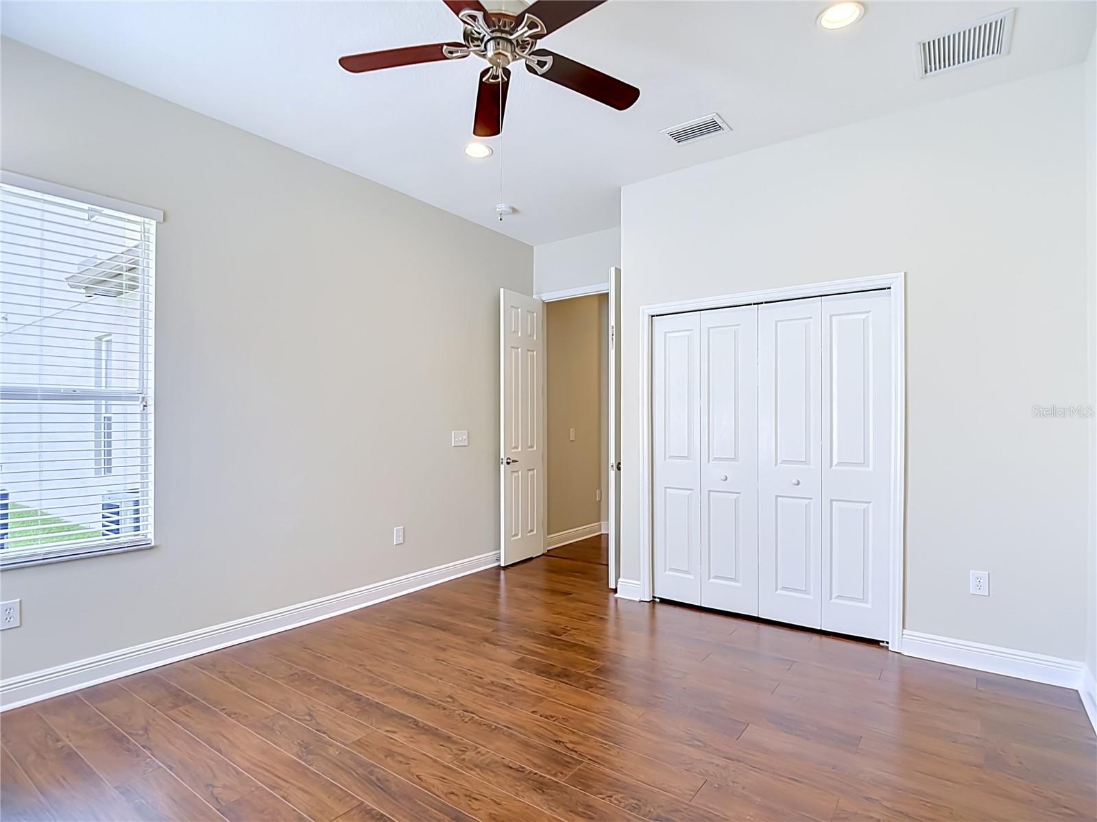 MEADOW POINTE - Residential