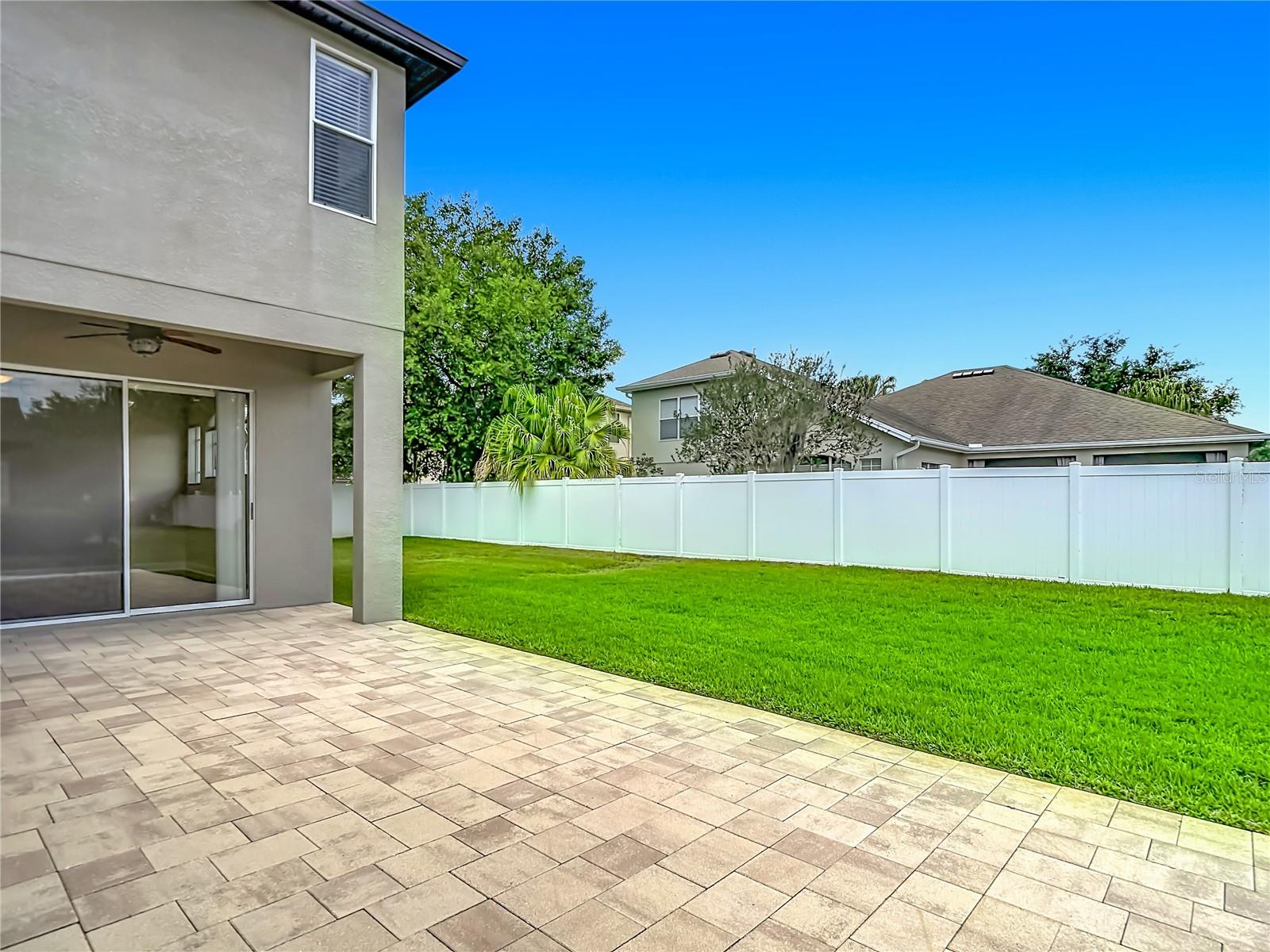 MEADOW POINTE - Residential