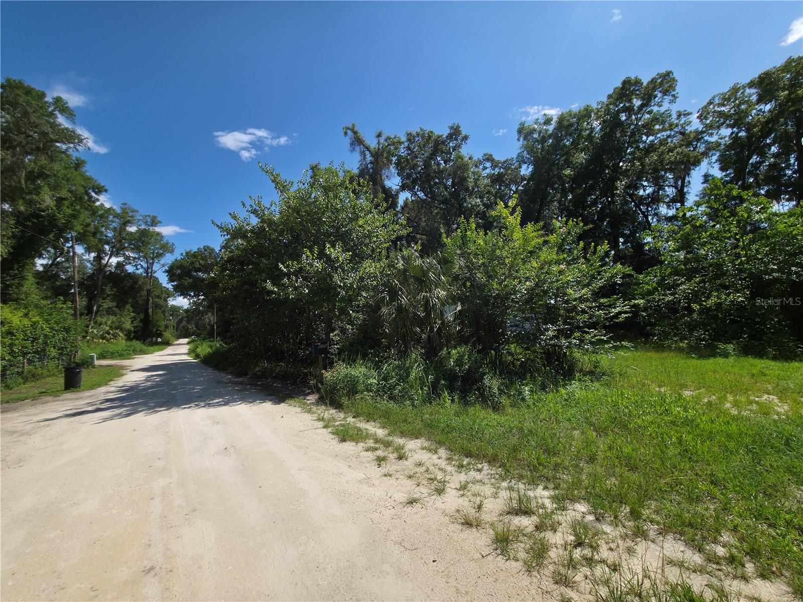 BELLEVIEW HEIGHTS ESTATE - Land