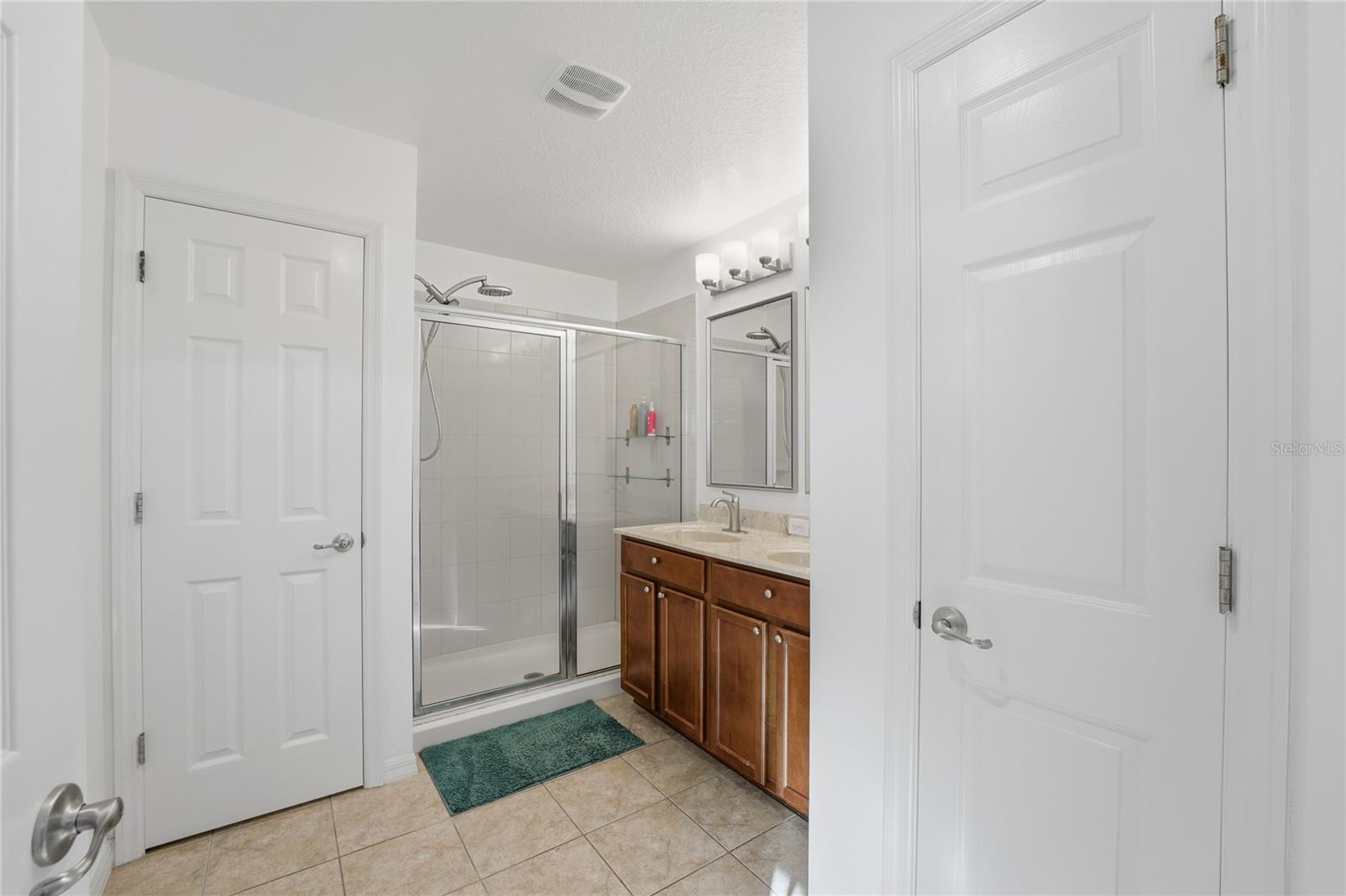 WINDERMERE LANDINGS PH 2 - Residential