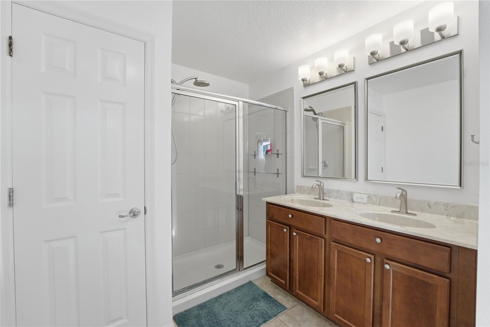 WINDERMERE LANDINGS PH 2 - Residential