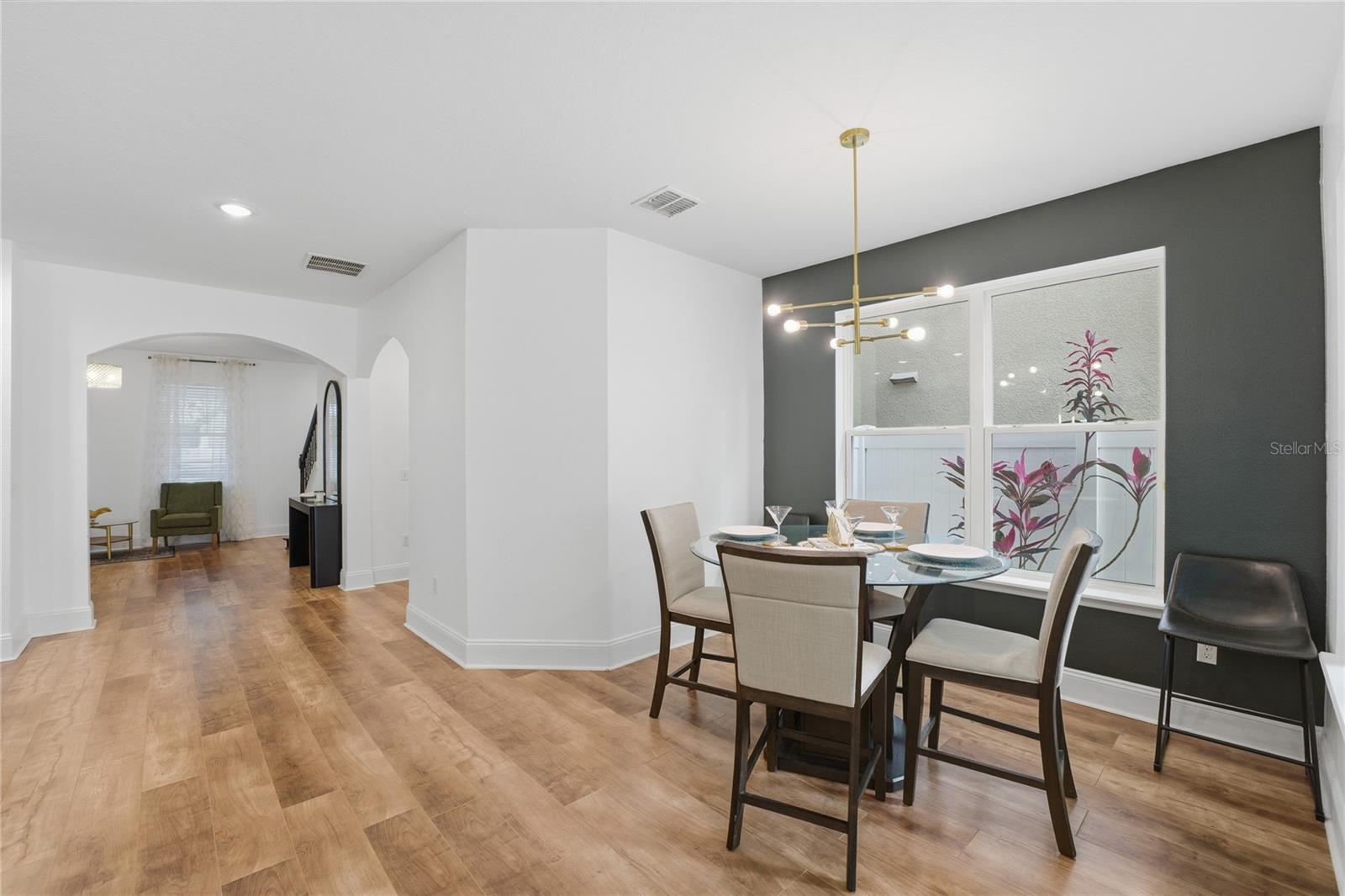 WINDERMERE LANDINGS PH 2 - Residential