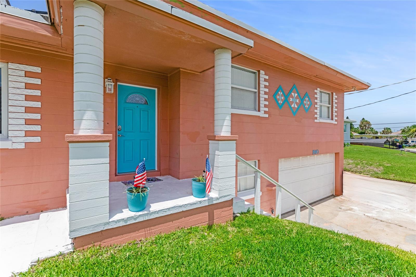 PATO MANOR - Residential