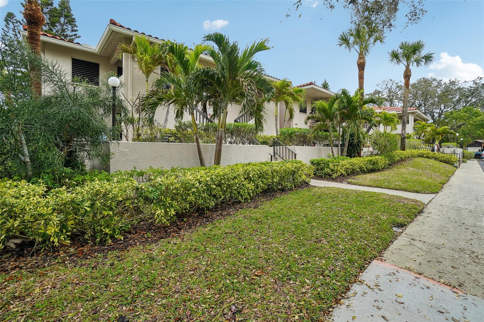 1800 MARINER DRIVE 9