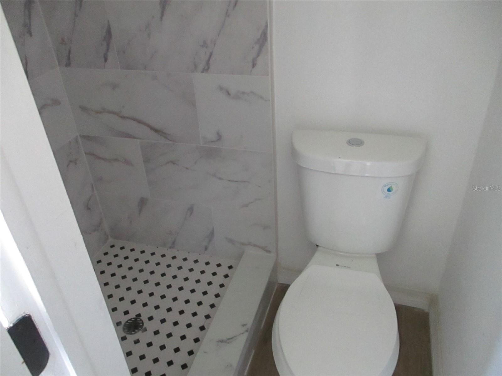 JASMINE LAKES - Residential