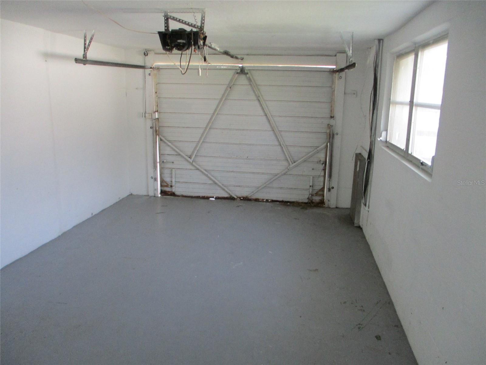 JASMINE LAKES - Residential