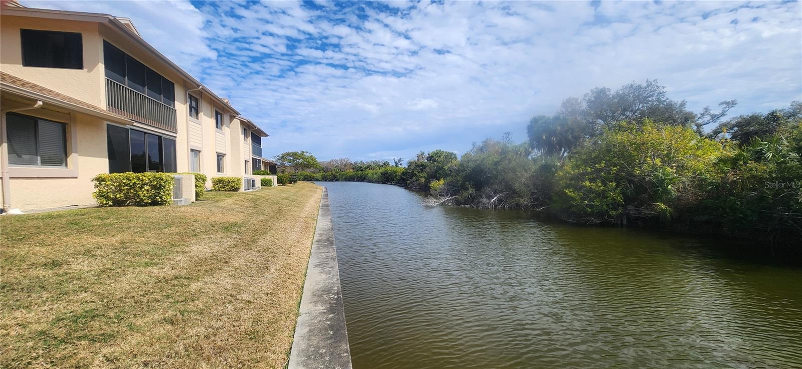 WOODLAKE CONDO PH 06 - Residential