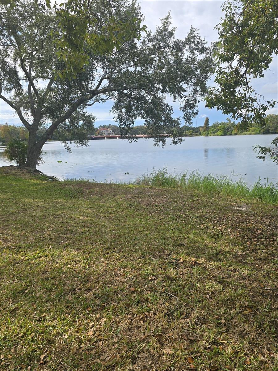 WATERSIDE CONDO III - Residential