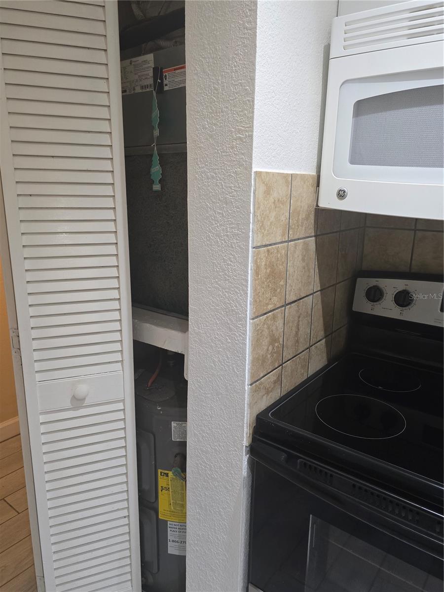 WATERSIDE CONDO III - Residential