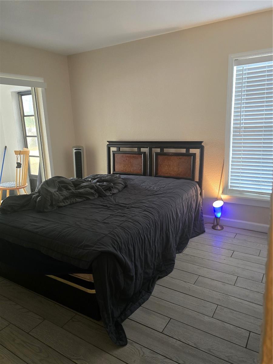 WATERSIDE CONDO III - Residential