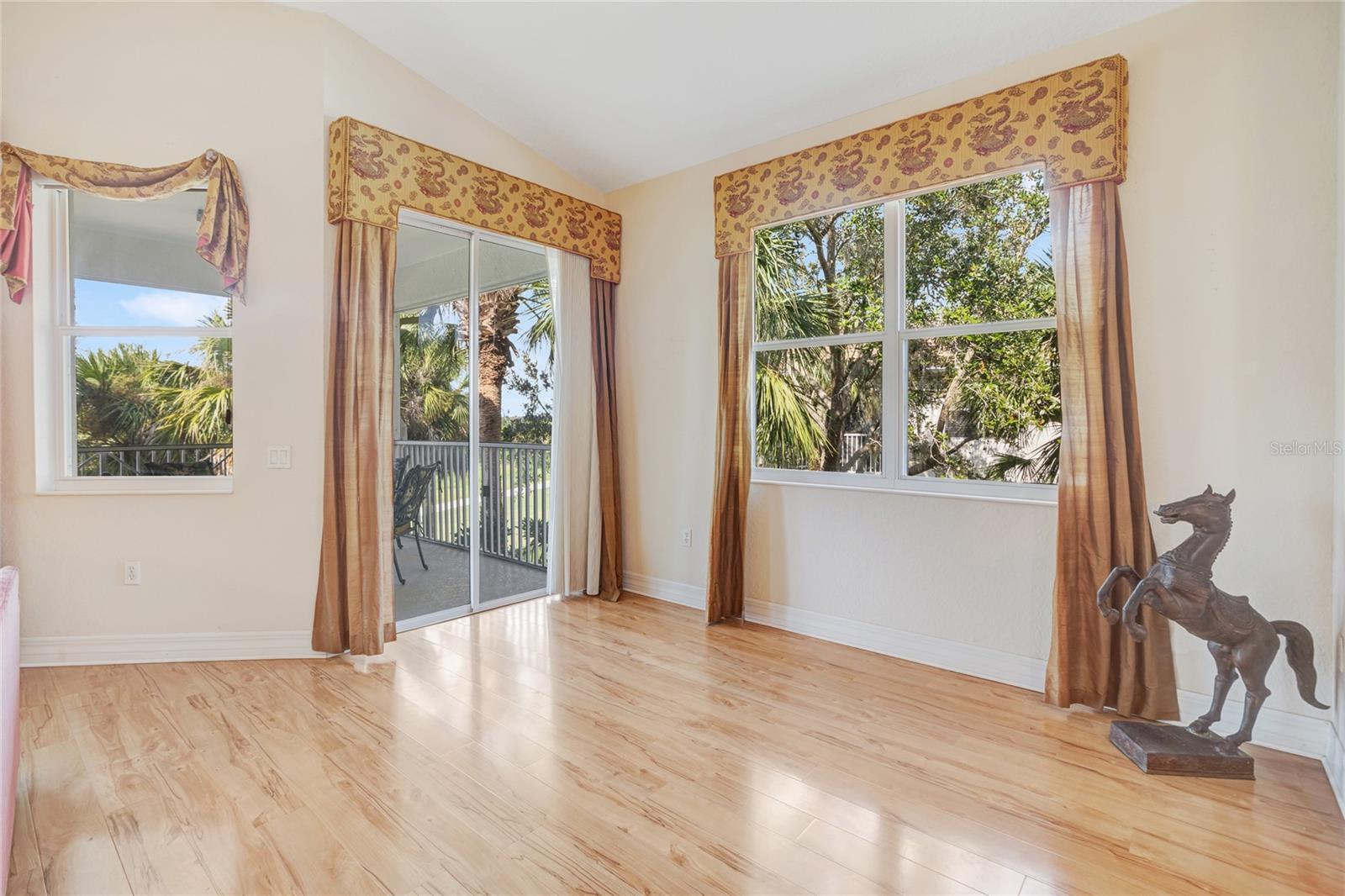 WATERLEFE GOLF & RIVER CLUB - Residential