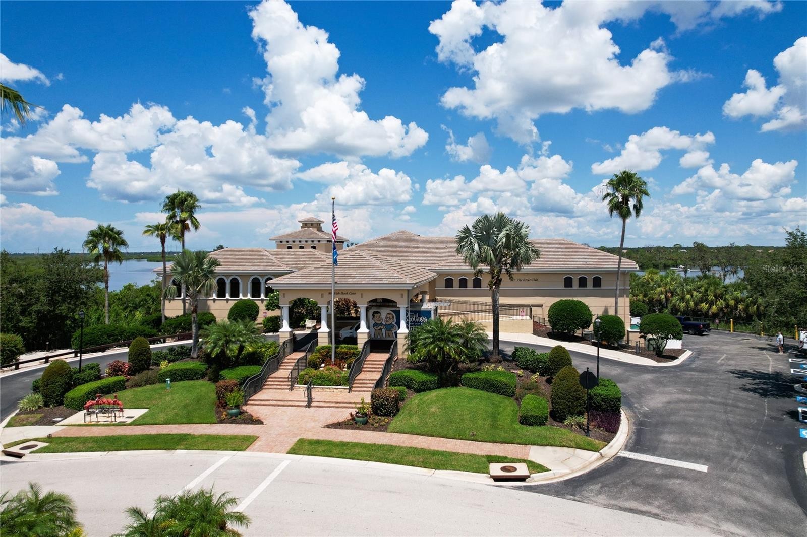 WATERLEFE GOLF & RIVER CLUB - Residential