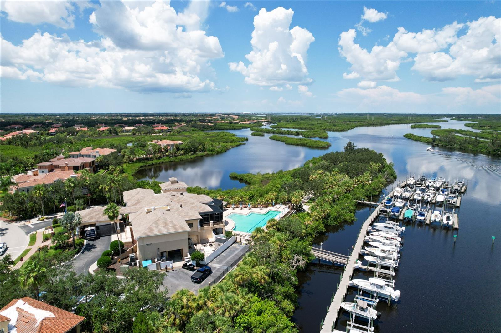 WATERLEFE GOLF & RIVER CLUB - Residential