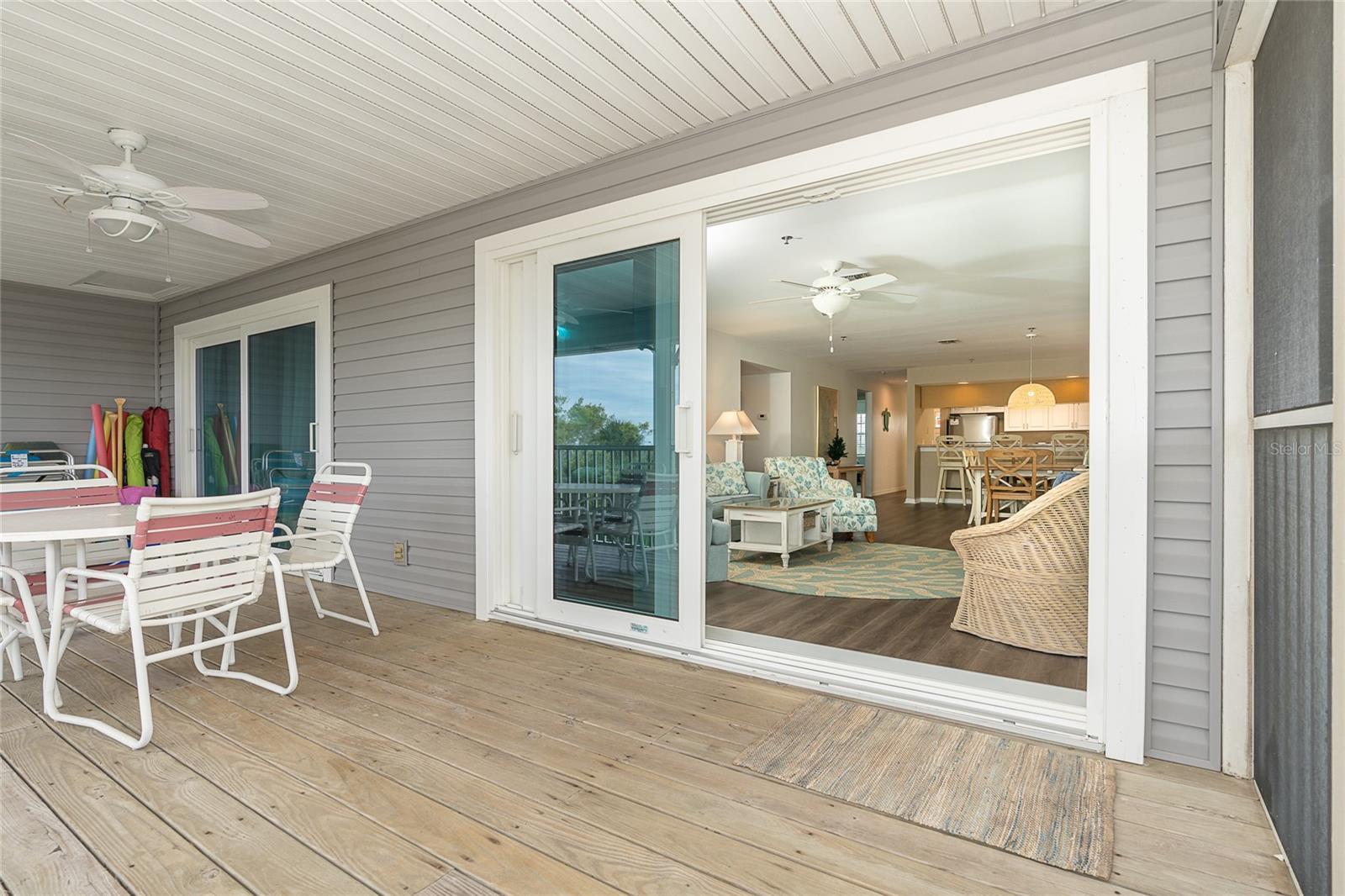 CLUB VILLAS 01 AT PALM ISLAND R - Residential