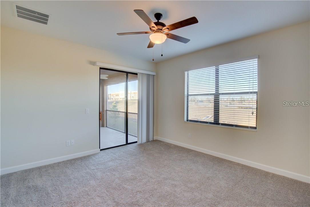 CHAMPIONS CLUB - Residential Lease