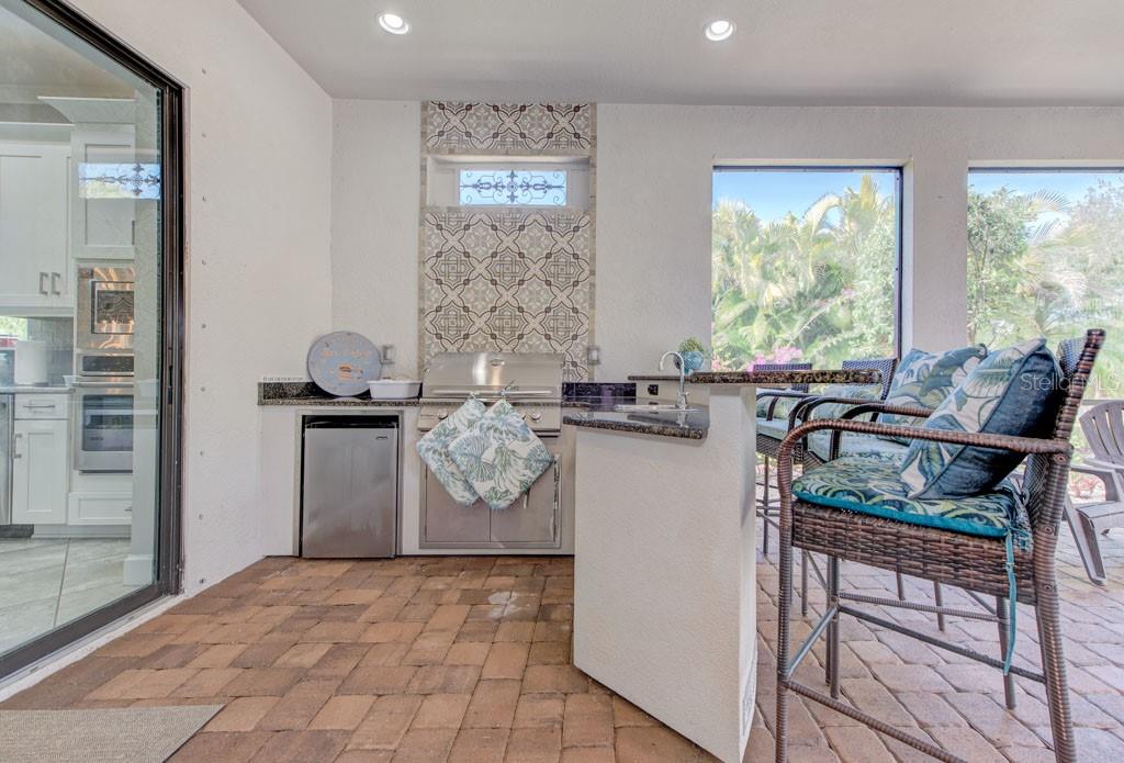 BELLACINA/CASEY KEY - Residential