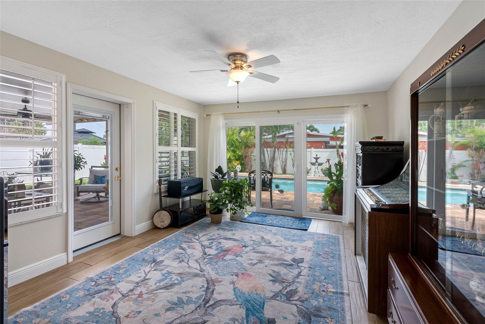 NORTH UNIT 1 - Residential