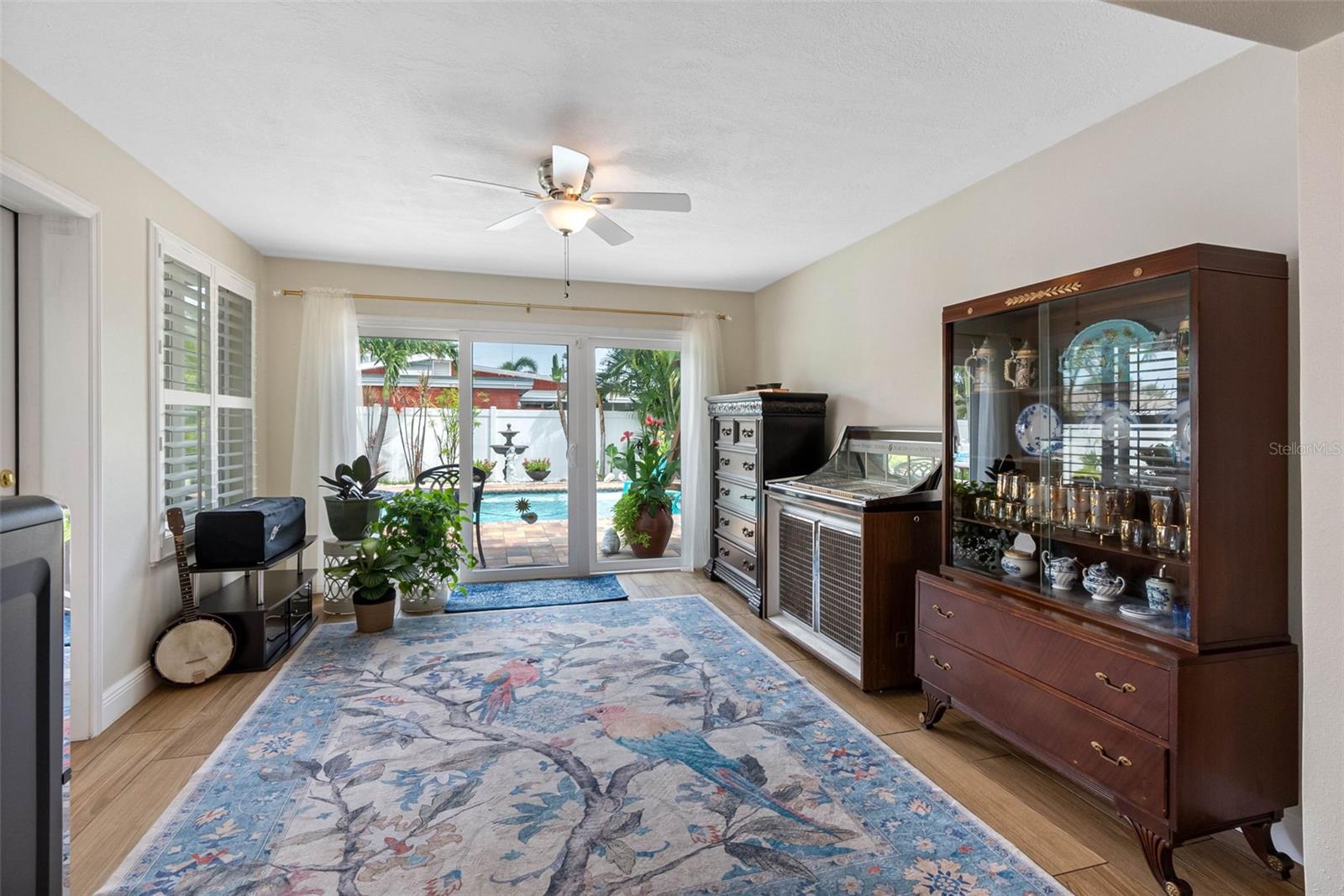 NORTH UNIT 1 - Residential