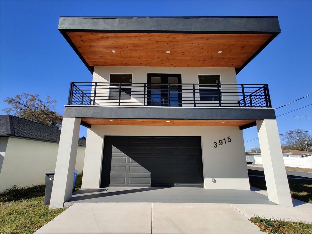 Photo of 3915 W Robson Street W, Tampa, FL 33614 (MLS # TB8480072)