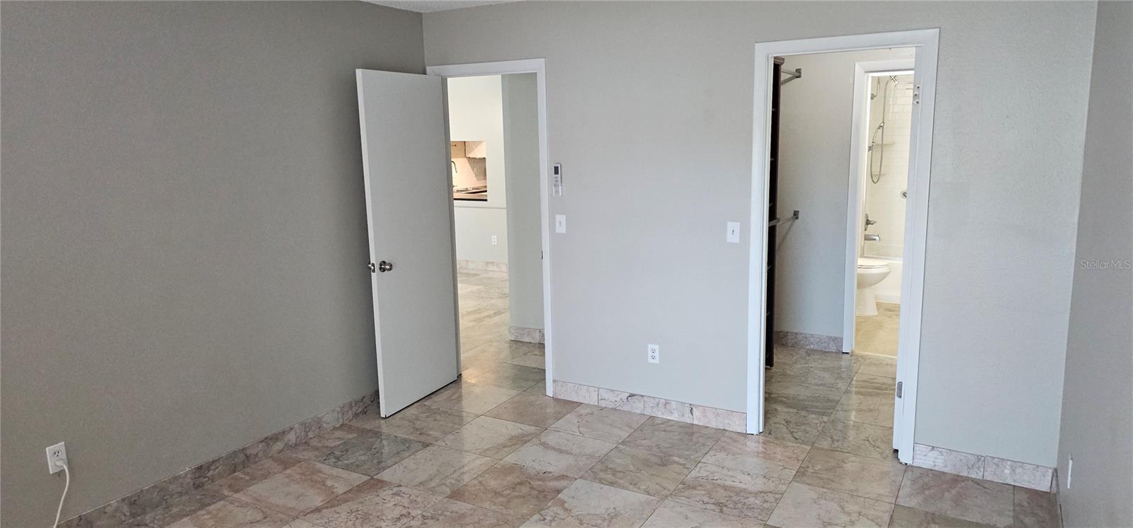 CASABLANCA CONDO - Residential