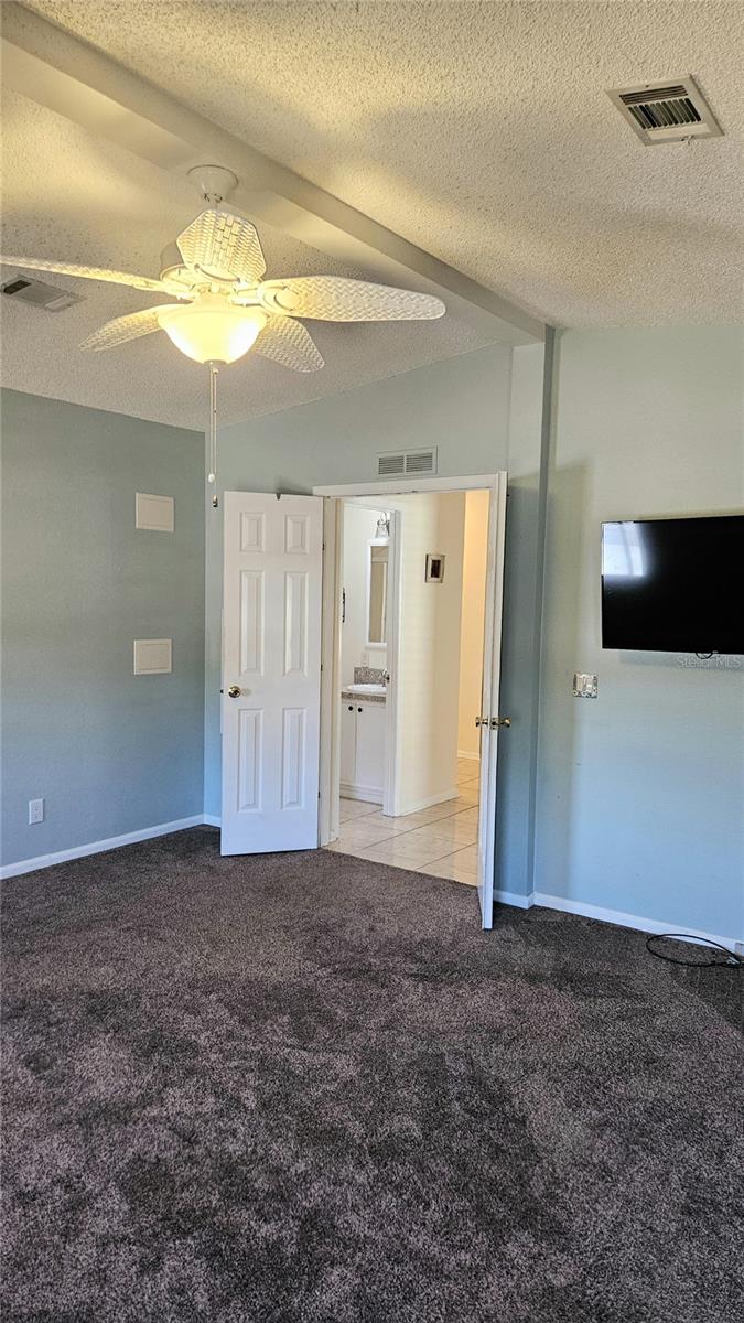 LADY LAKE ORANGE BLOSSOM GARDENS UNIT 08 - Residential