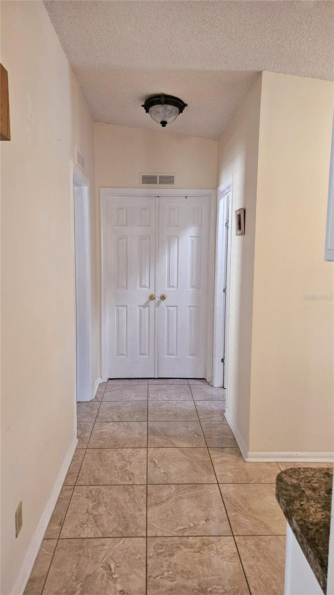 LADY LAKE ORANGE BLOSSOM GARDENS UNIT 08 - Residential