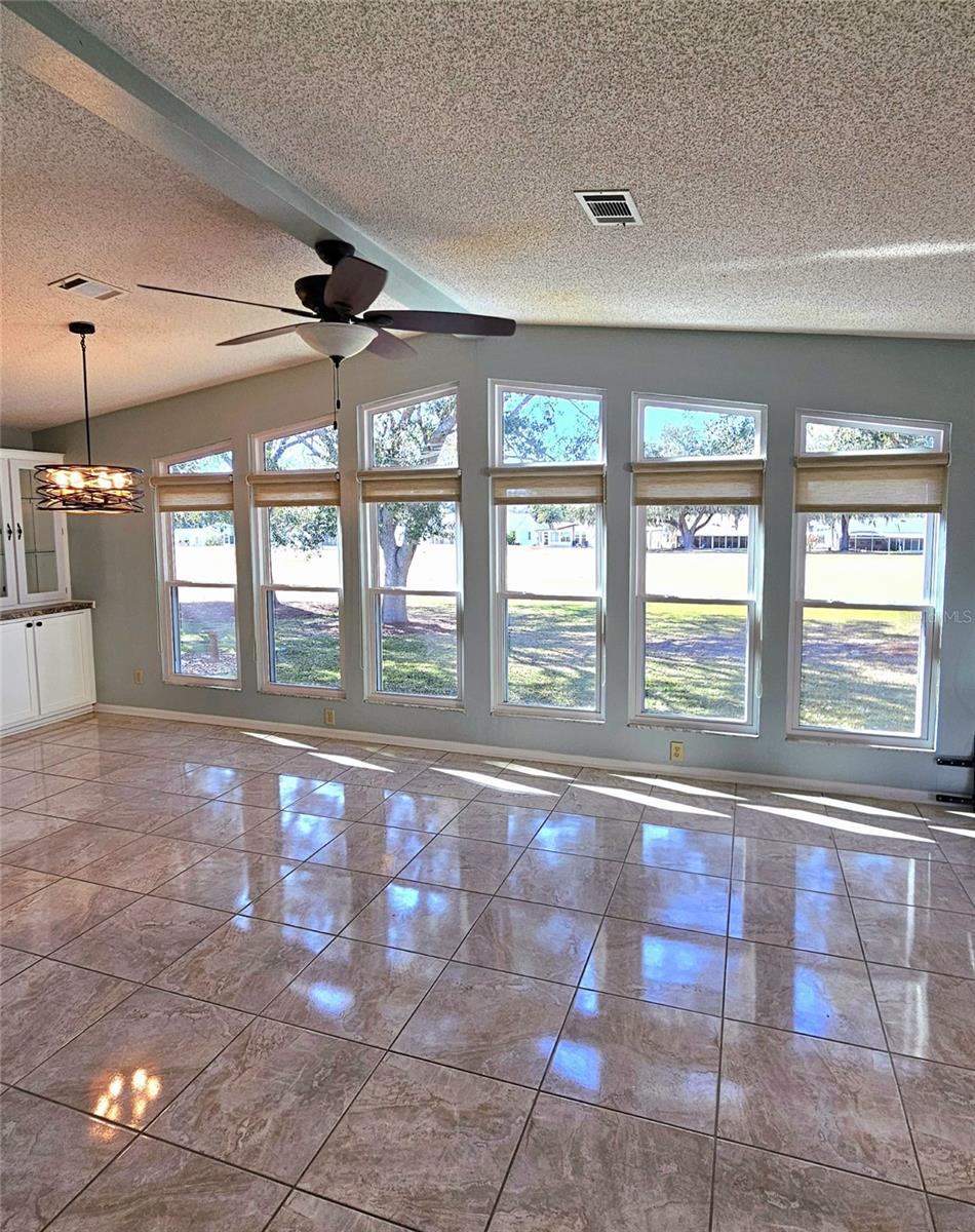 LADY LAKE ORANGE BLOSSOM GARDENS UNIT 08 - Residential