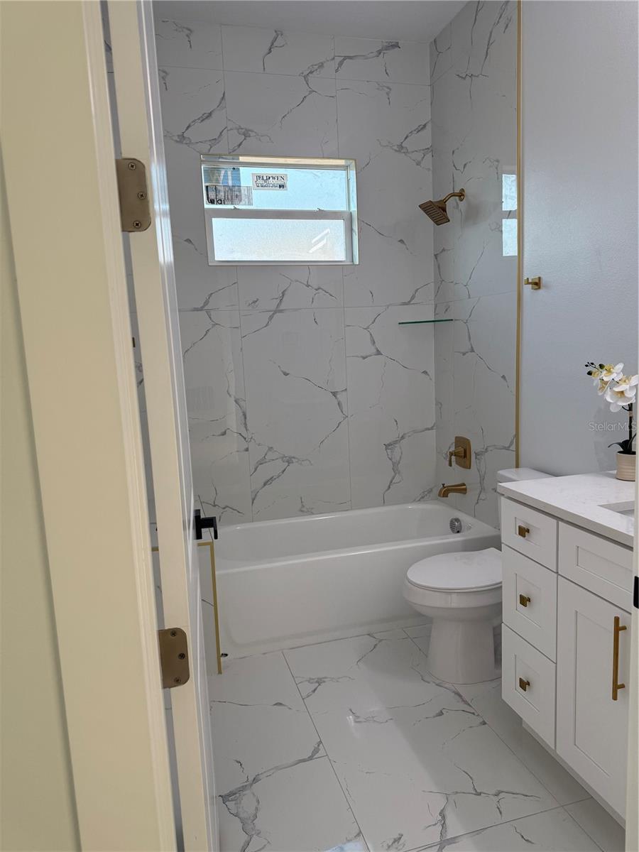 6344 SKYLINE CT