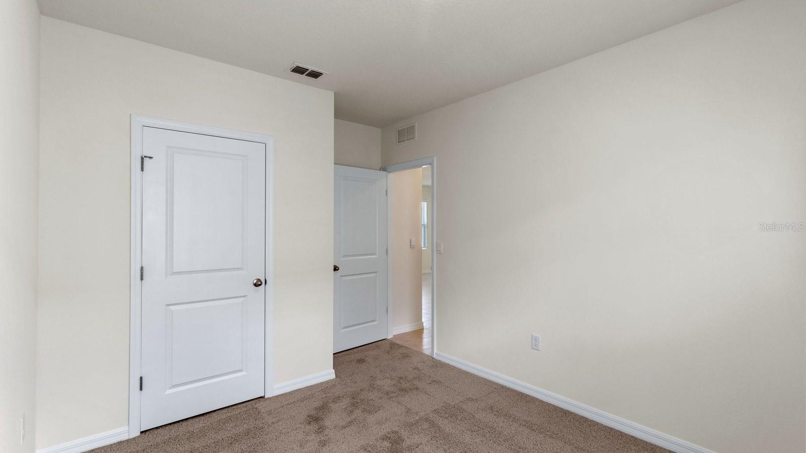 MAGNOLIA POINTE - Residential