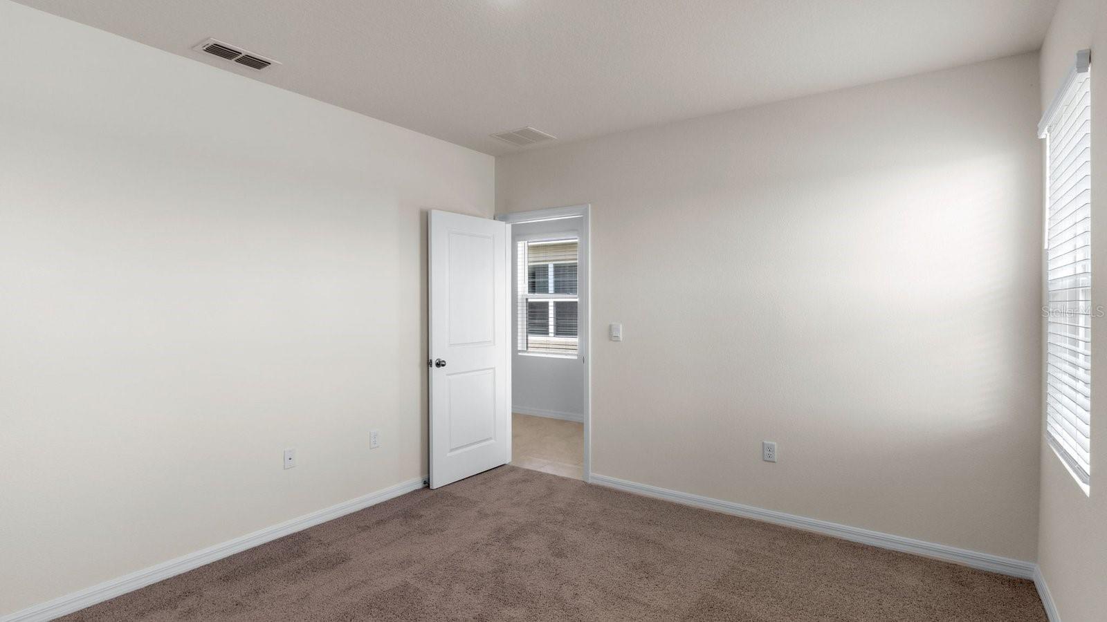 MAGNOLIA POINTE - Residential