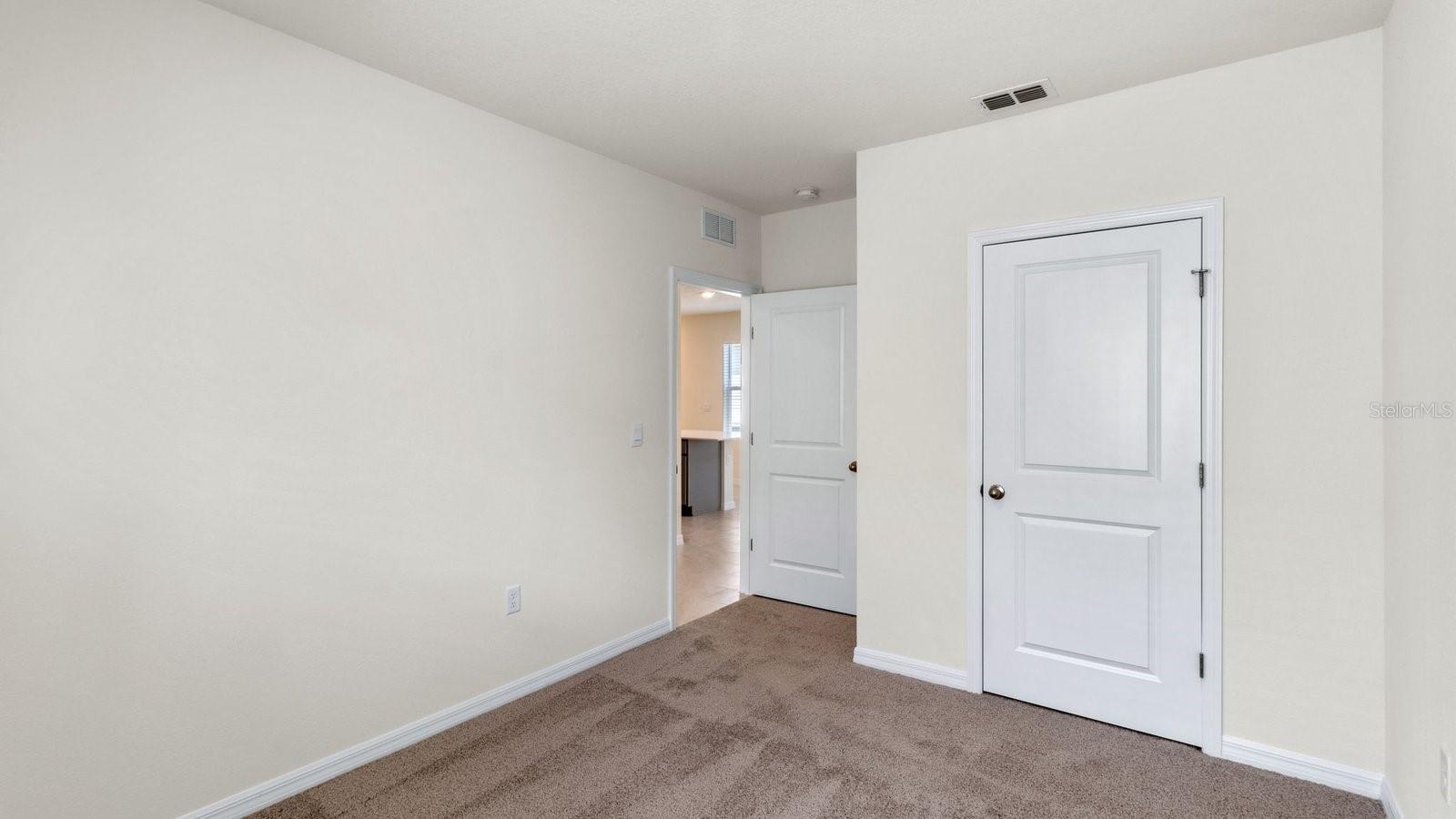 MAGNOLIA POINTE - Residential