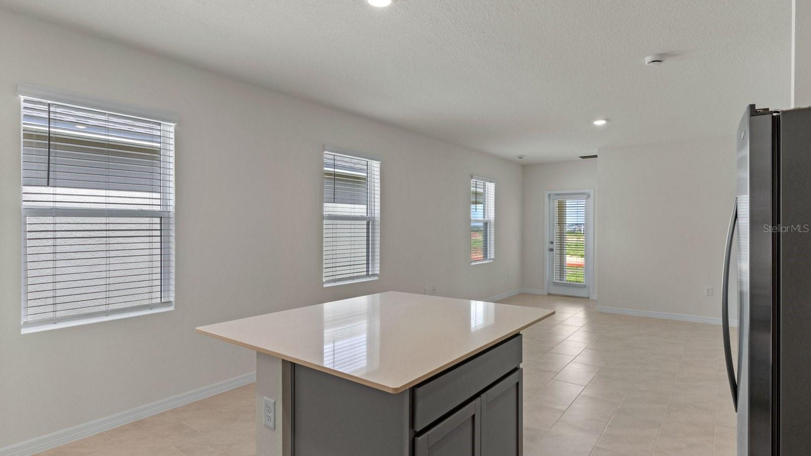 MAGNOLIA POINTE - Residential