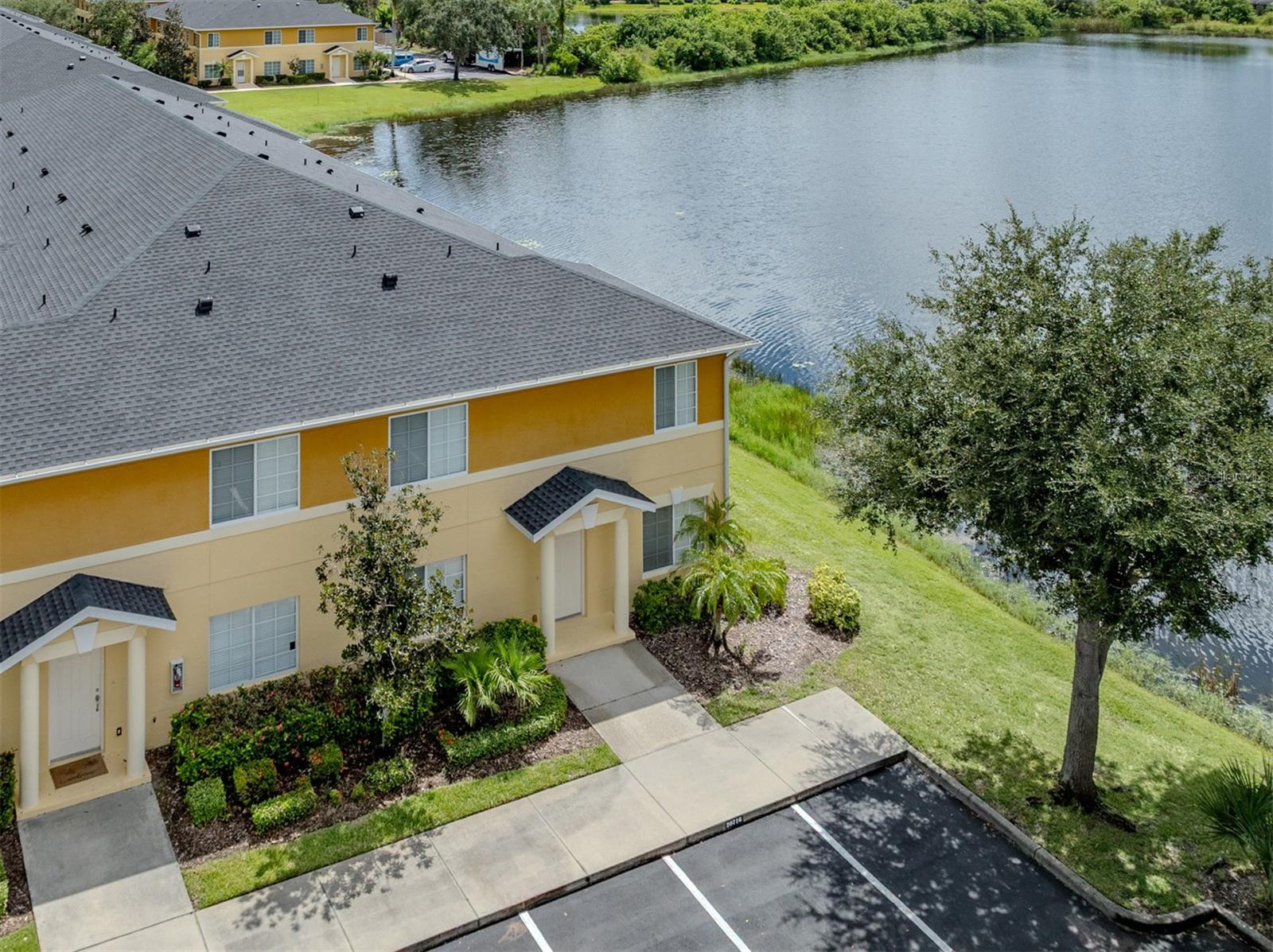 LAKE VIEW! FLOOD ZONE X!
Welcome to this beautifully maintained 3 bedroom, 2.5 bath townhome in the maintenance-free community of Stoneywood Cove. This desirable corner unit is light, bright, and freshly painted throughout, featuring ceramic tile floors on the main level and an abundance of windows showcasing the serene lake view.
The cozy kitchen offers maple cabinets, all appliances included, and overlooks the dinette area. A convenient half bath is also located downstairs along with laundry closet. Upstairs, you’ll find three bedrooms including the master suite with a walk-in closet and private bath with a stand-up shower. The two additional bedrooms share a full bath with a tub.
Recent updates include a brand-new roof in 2024. HOA fees cover exterior painting, landscaping, water/sewer, and community pool maintenance—providing true worry-free living.
Stoneywood Cove residents enjoy a tranquil pool and cabana area, perfect for soaking up the Florida sunshine. The location is ideal—just minutes to Wellen Park’s shops, restaurants, Costco, lakefront walking trails, and the Atlanta Braves Spring Training Stadium. Historic downtown Venice, with its boutiques, dining, theaters, and famous Sharky’s Pier, is also close by. Easy access to I-75, Gulf beaches, recreation, and healthcare makes this home a fantastic choice in a sought-after community.