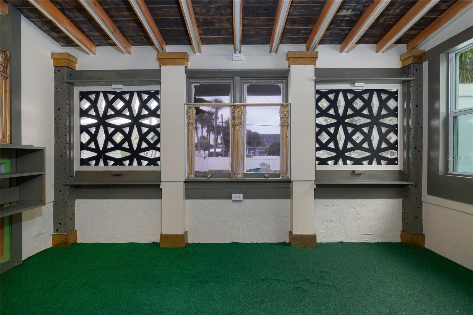 SILVER TERRACE - Residential Income