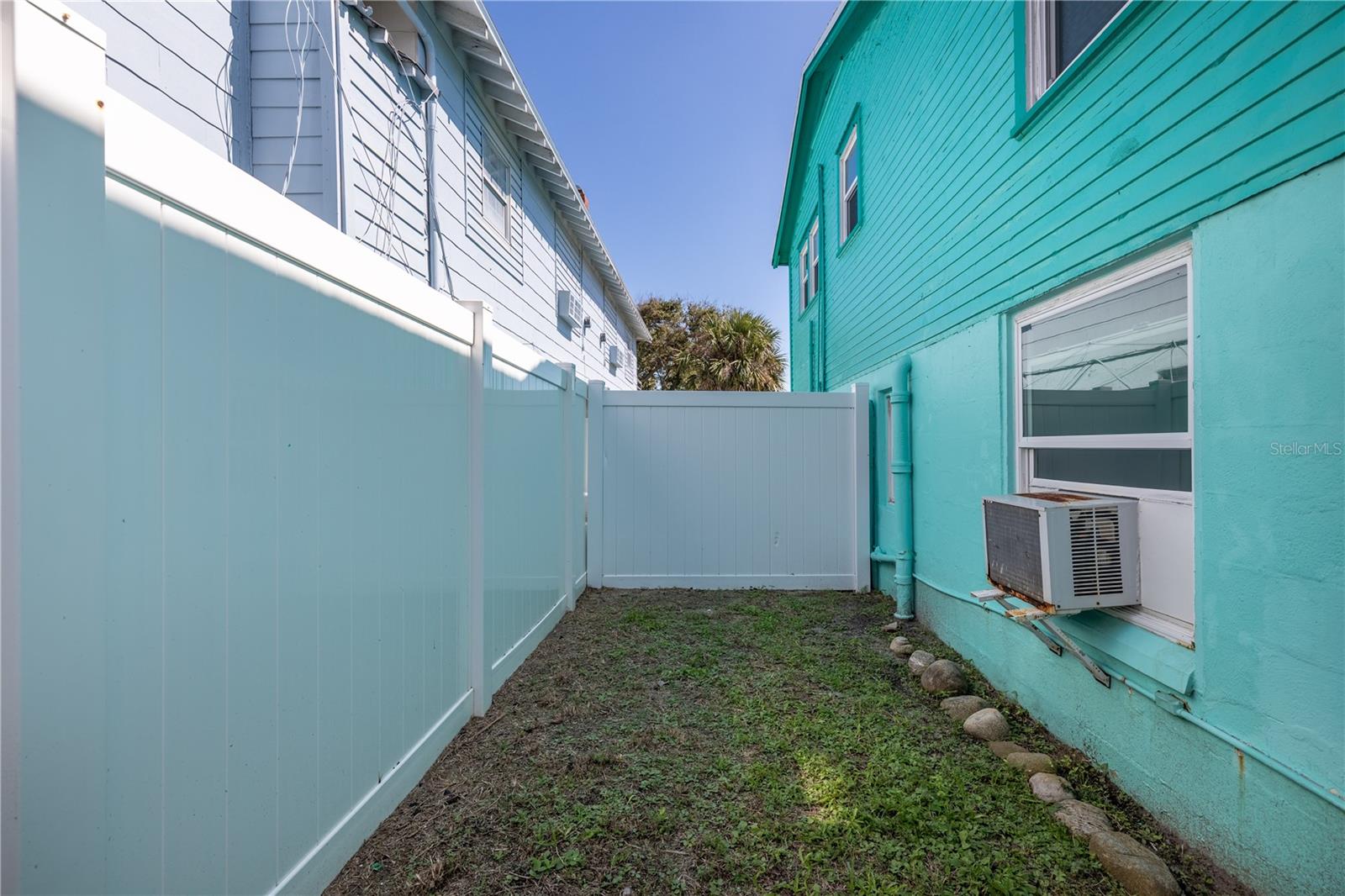 SILVER TERRACE - Residential Income