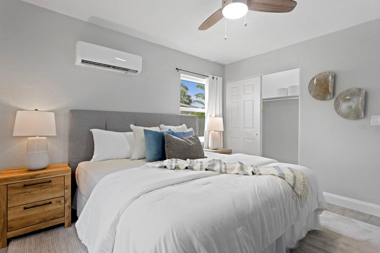 SNELL SHORES - Residential