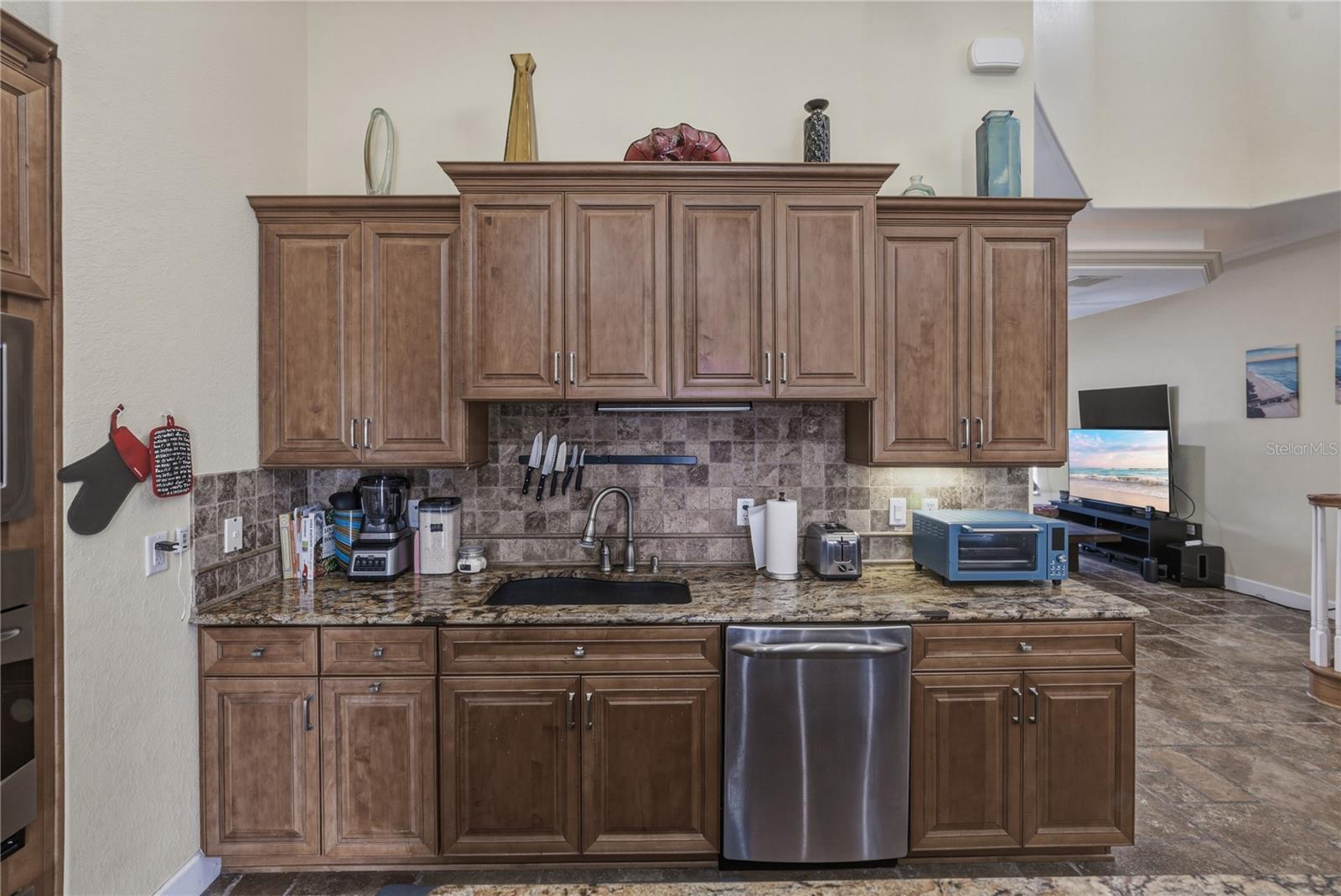 HERNANDO BEACH - Residential