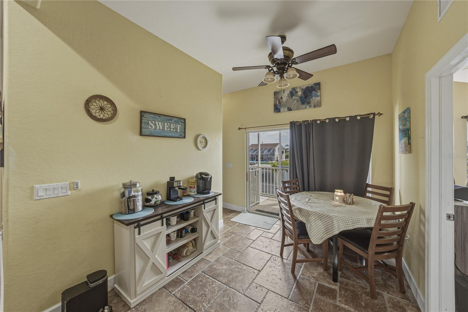 HERNANDO BEACH - Residential