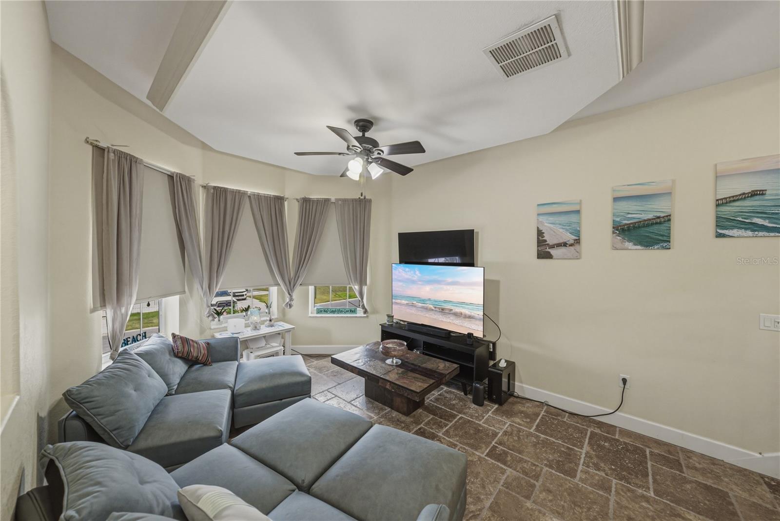 HERNANDO BEACH - Residential