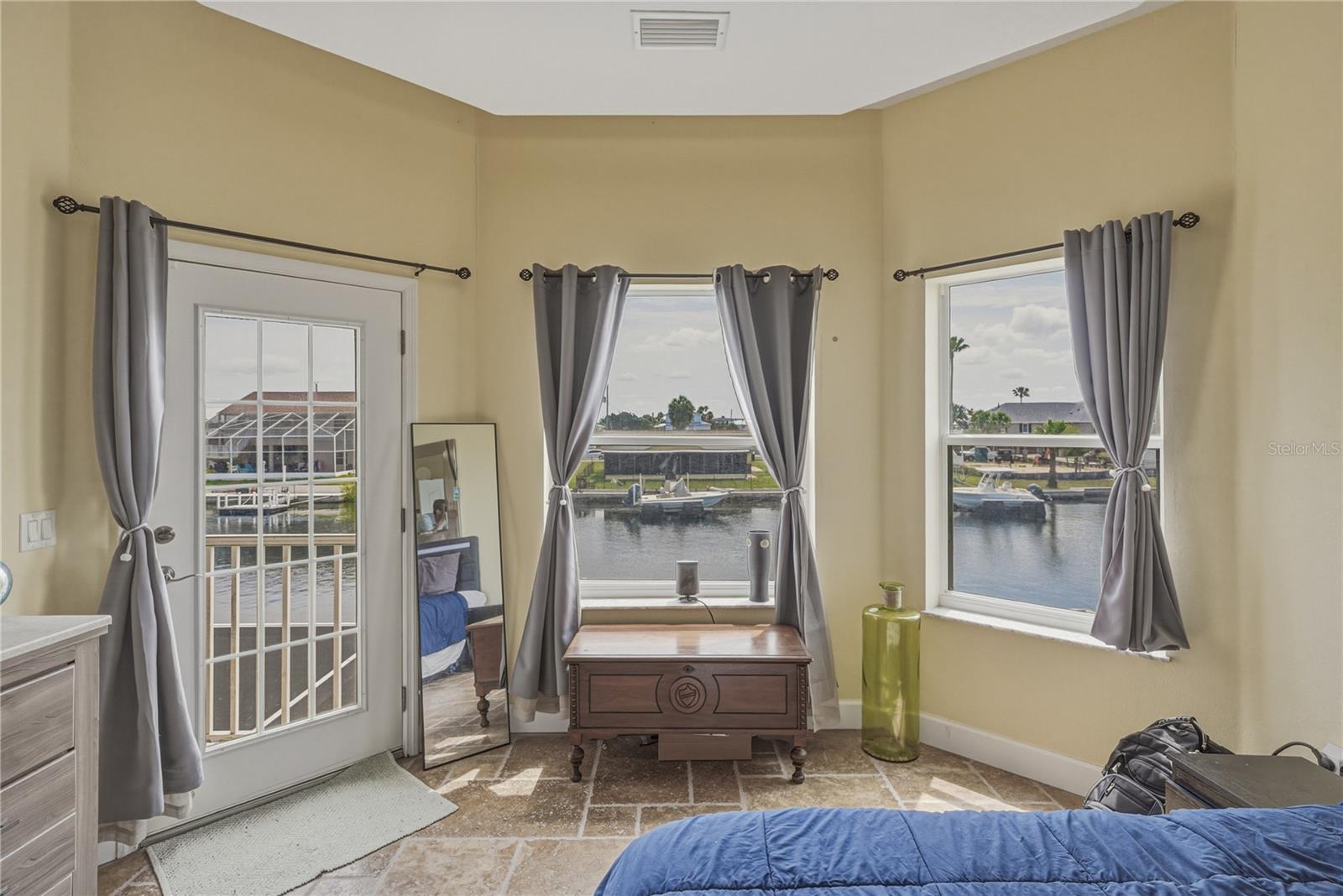 HERNANDO BEACH - Residential