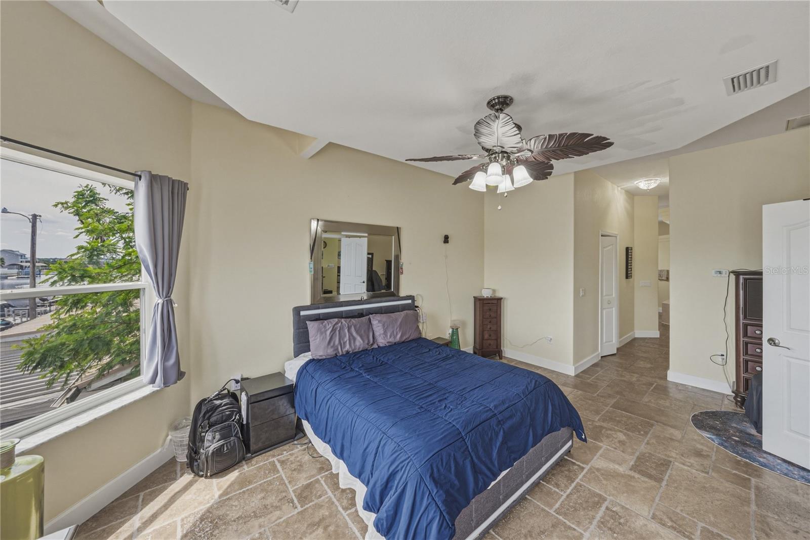 HERNANDO BEACH - Residential
